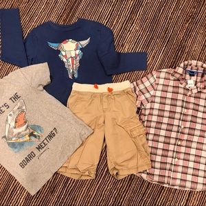 Gap bundle 2 tees,1 shirt NWT, and 1 short circo